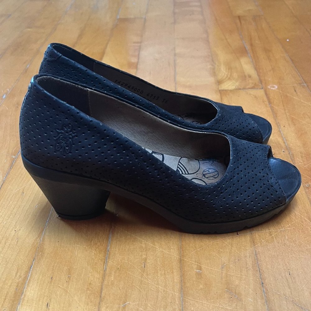 Fly London - Open toe black shoes - Size 36